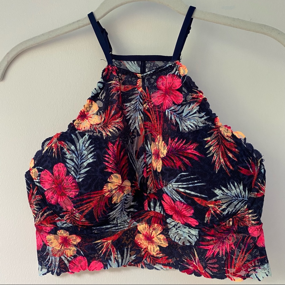 PINK VICTORIA’S SECRET High Neck Push Up Bralette